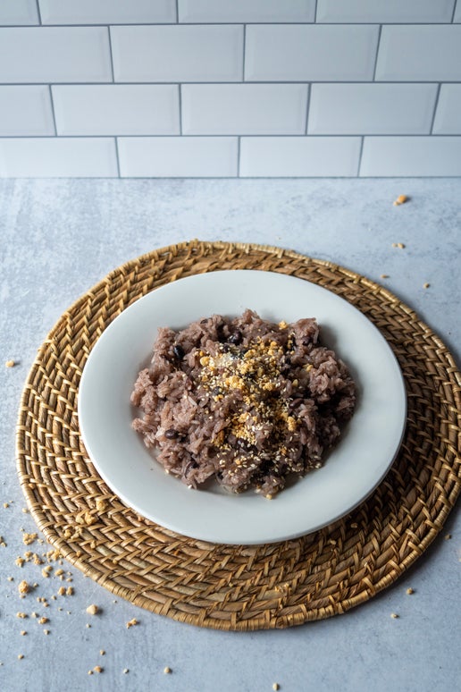 Sweet Rice with Black Bean (Xoi Dau Den)